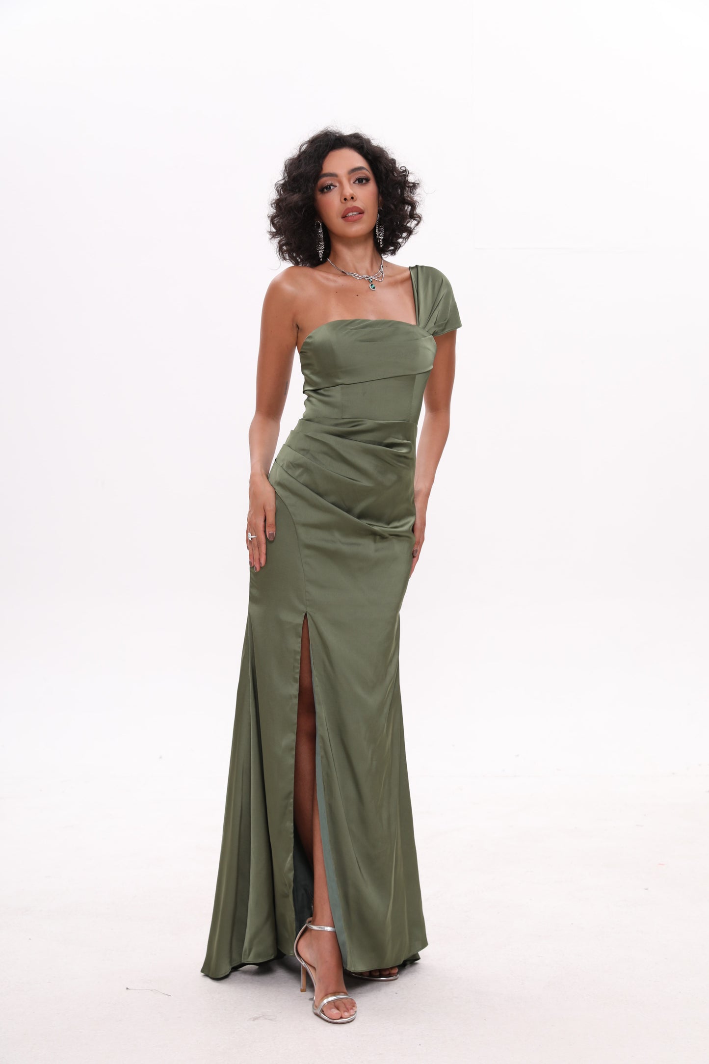 Off-shoulder Bodycon Satin Bridesmaid Dress