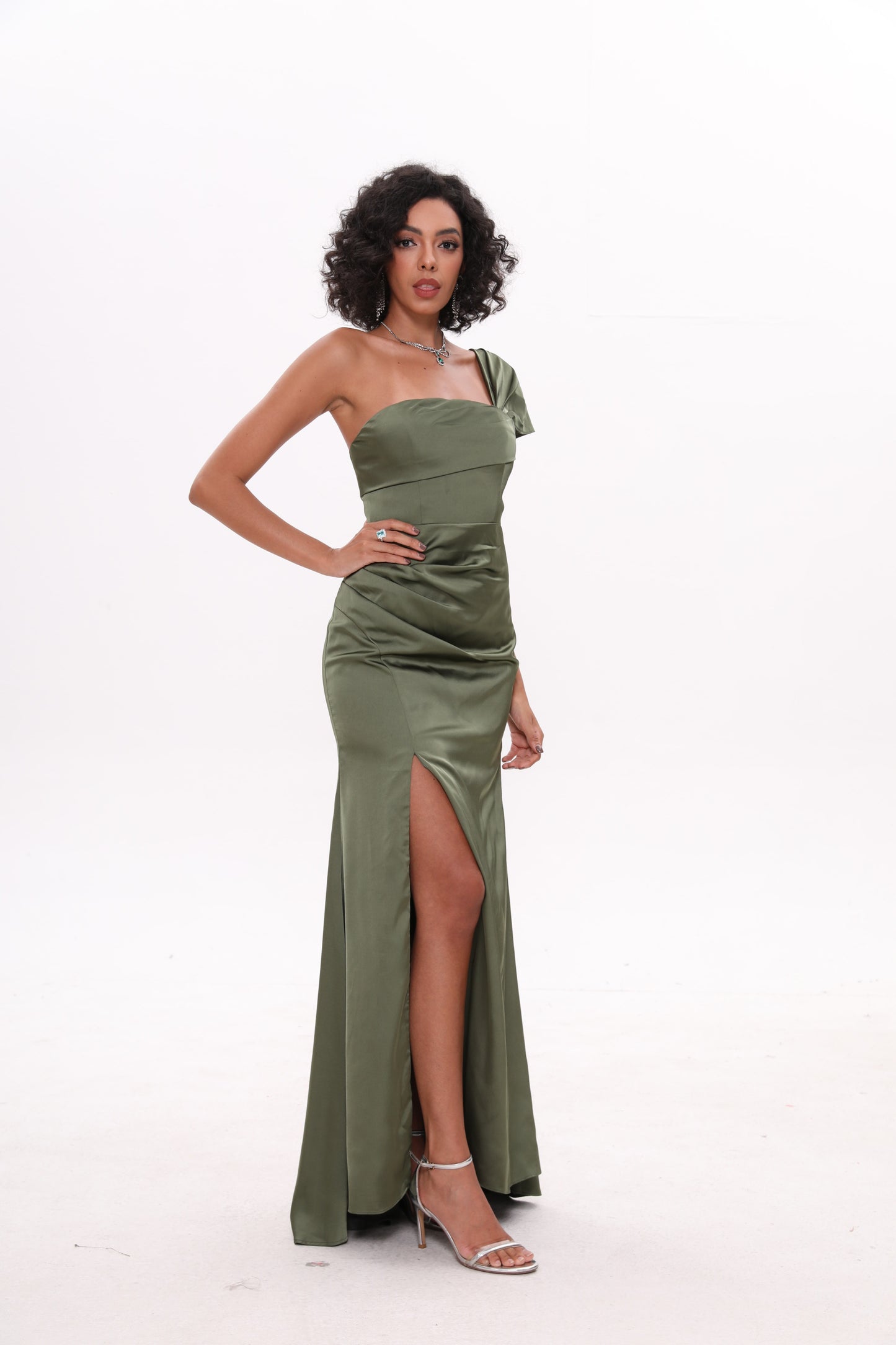 Off-shoulder Bodycon Satin Bridesmaid Dress