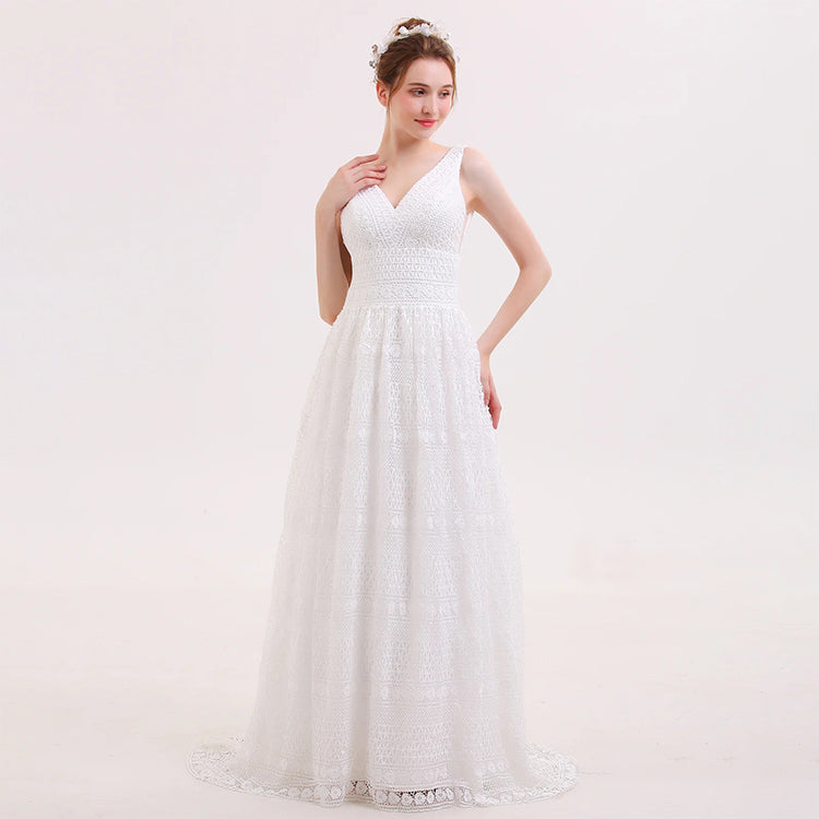 Elegant and high-end wedding dress with heavy lace