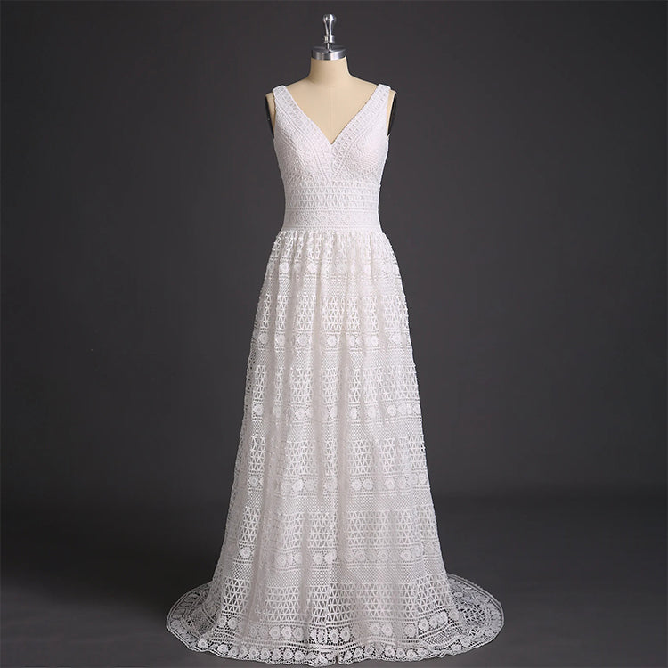 Elegant and high-end wedding dress with heavy lace