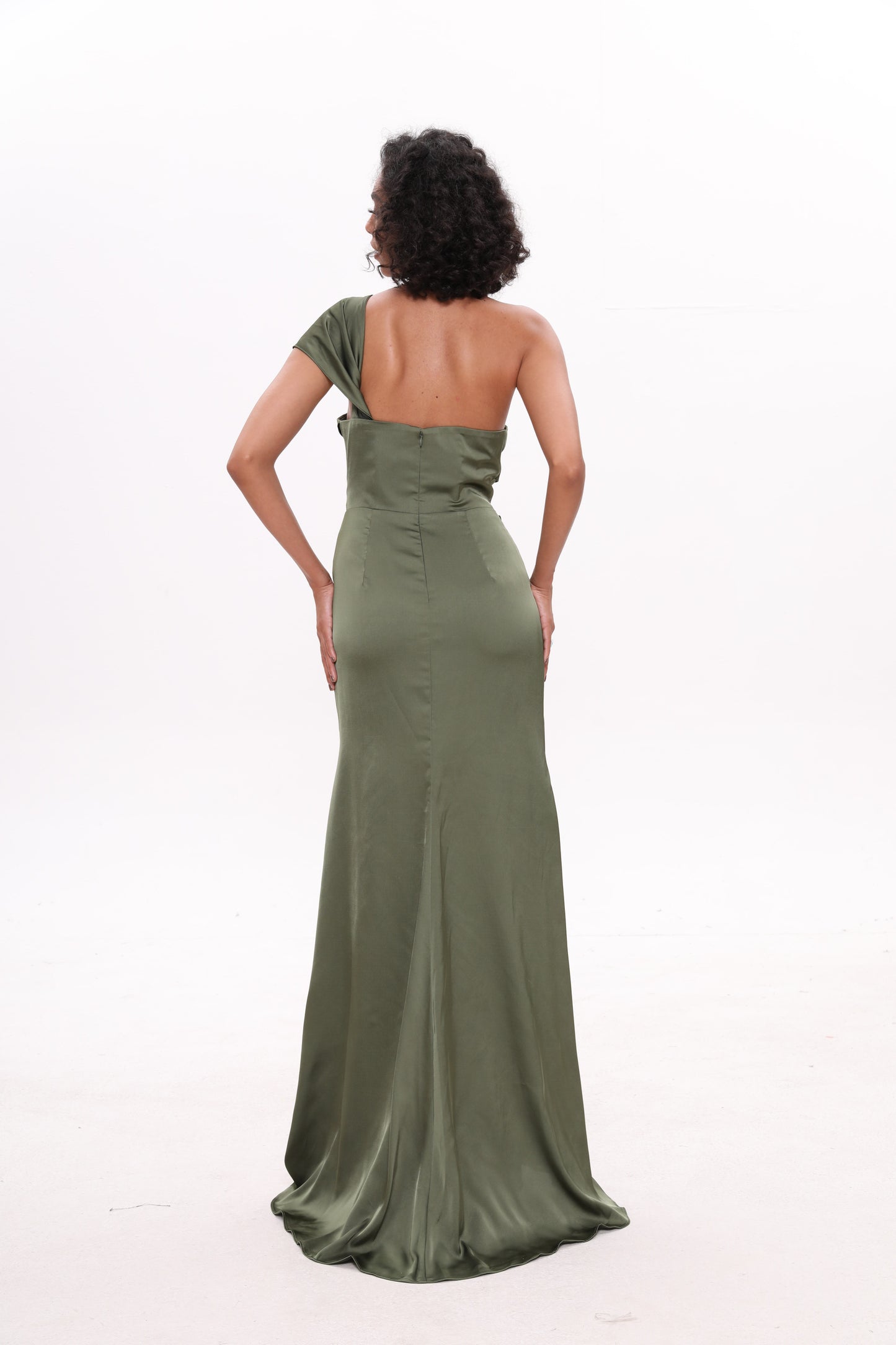 Off-shoulder Bodycon Satin Bridesmaid Dress